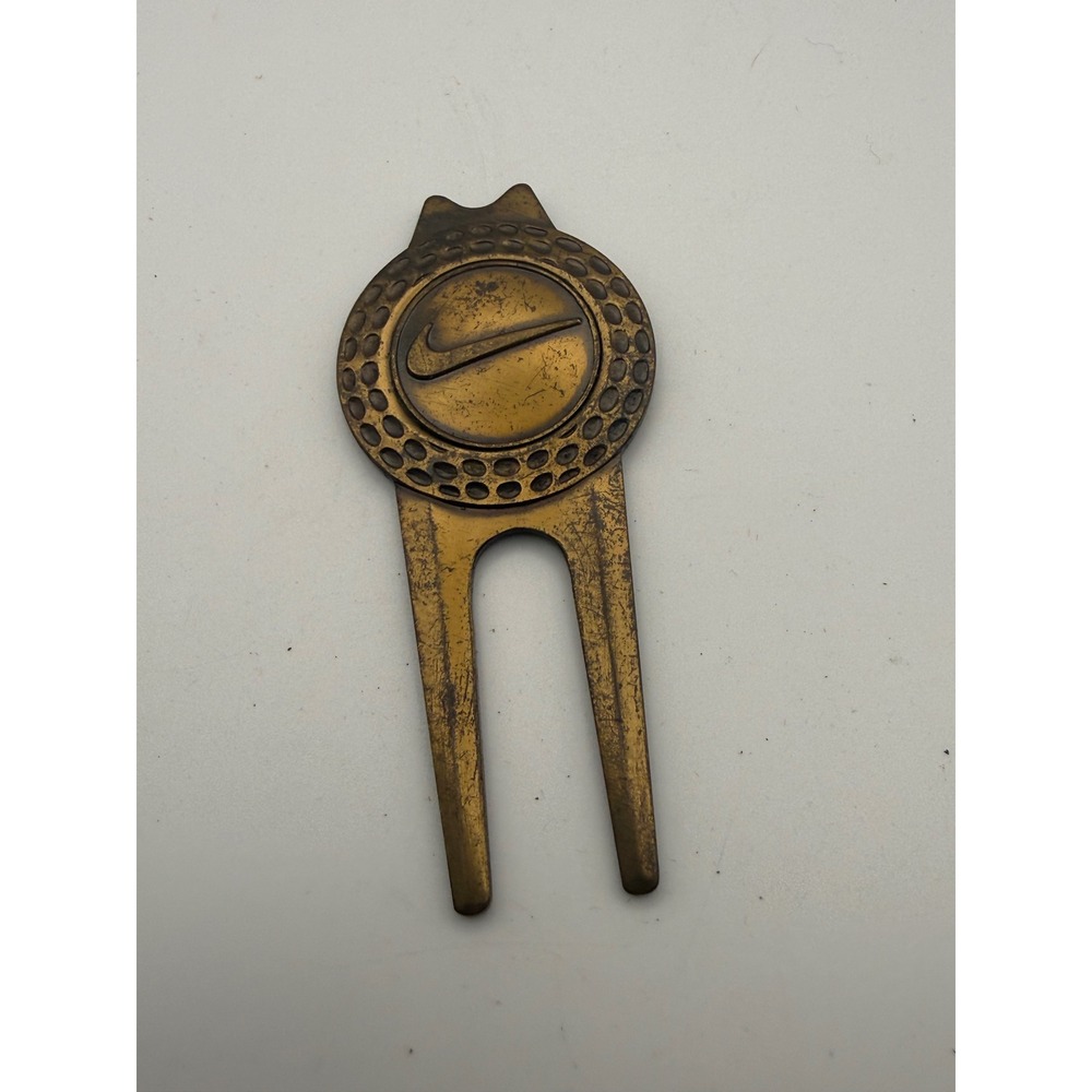 Nike Golf Divot Repair Tool Bronze Tone Metal Swoosh Logo Bottle Opener Accessor